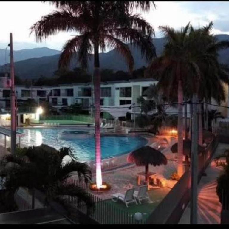 Apartasol por días en condominio ciudadela Santa Fe de Antioquia - Two-Bedroom Apartment - 12