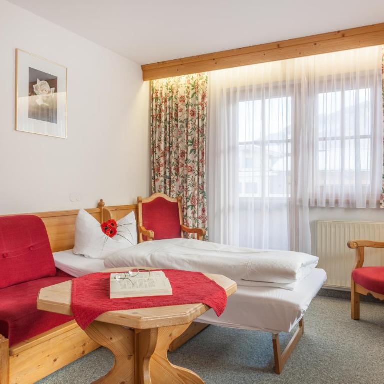 Hotel Garni Hanslerhof " Urlaub am Bauernhof " - Familienzimmer - 1