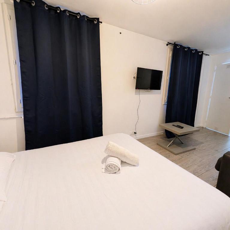 Séjour près du Parc des Buttes-Chaumont - Appartement - Rez-de-Chaussée - 3