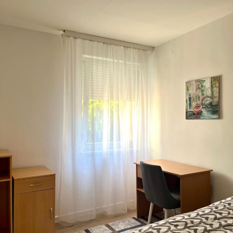 City Dock Apartment - Two-Bedroom Apartment - 6