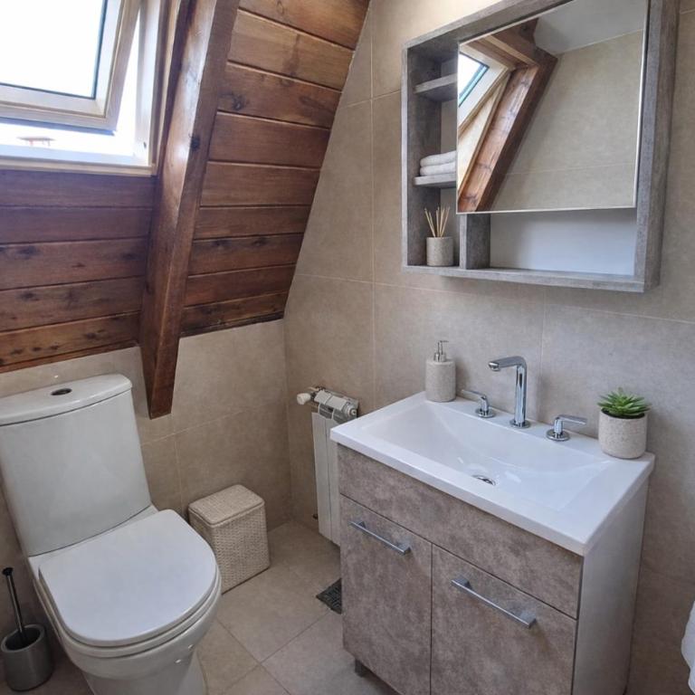 Cabañas en el Centro con Vista al Lago - Casa de 2 dormitorios - 14