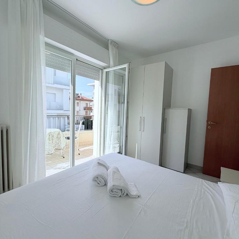 Appartamenti Bixio Leisure- Flexrent Immobiliare Abissinia - Two-Bedroom Apartment with Balcony - 13