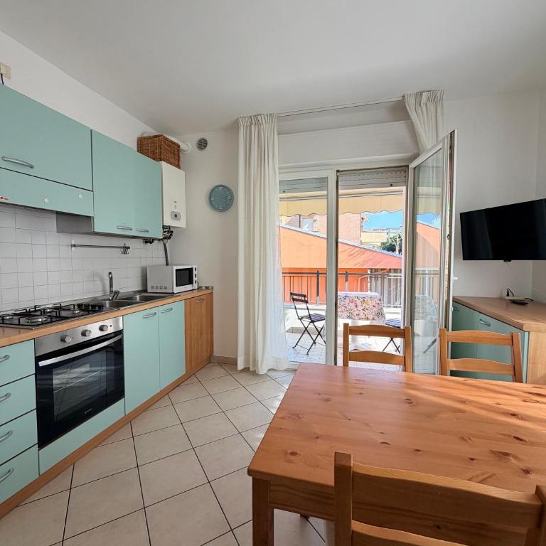 Appartamenti Bixio Leisure- Flexrent Immobiliare Abissinia - Two-Bedroom Apartment with Balcony - 22
