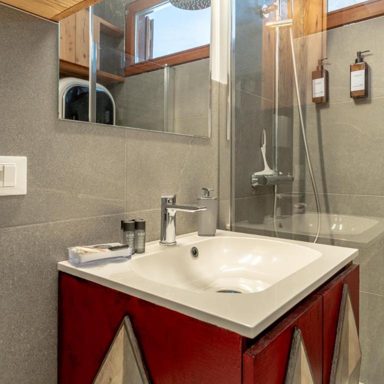Brenta Dolomites Views Retreat - Heart of Campiglio - Appartamento Deluxe - 6