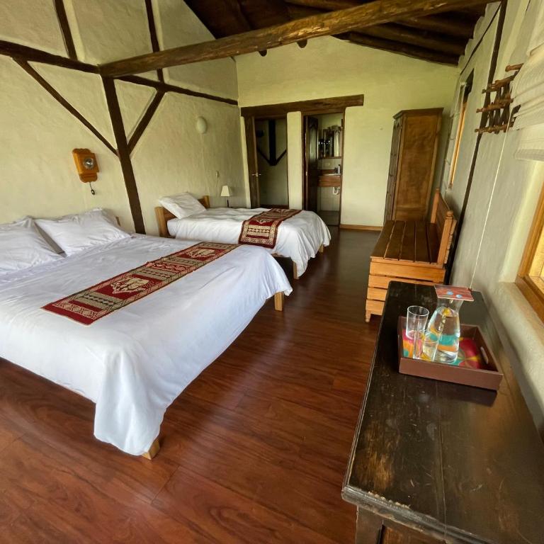 Ilatoa Lodge - Triple Room with Balcony - 7