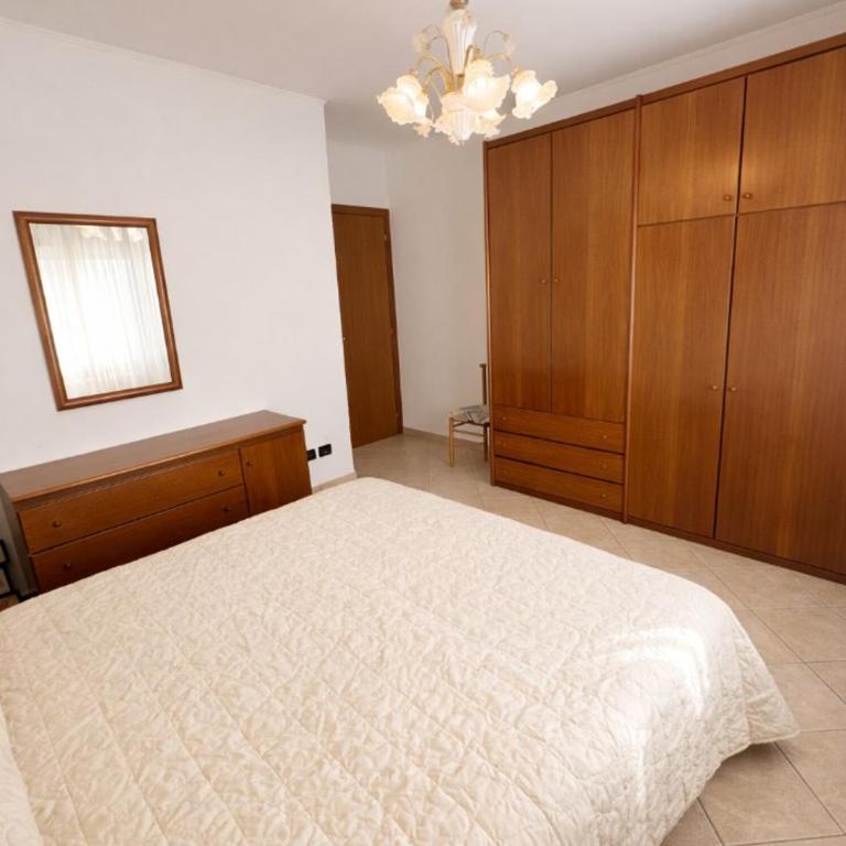Casa Centrale - Appartamento con 2 Camere da Letto - 3