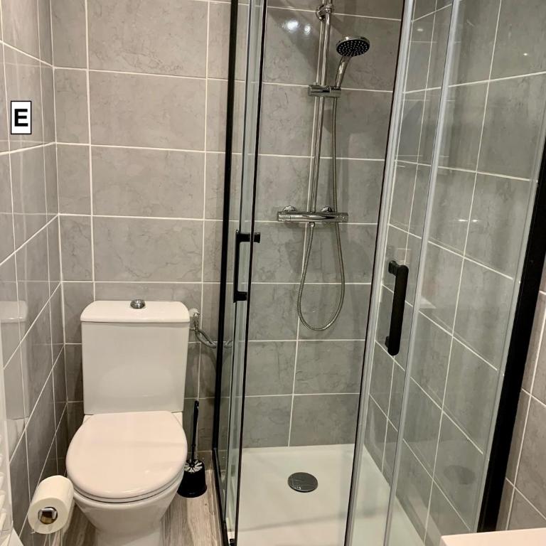 Notre Dame - One-Bedroom Apartment - 36
