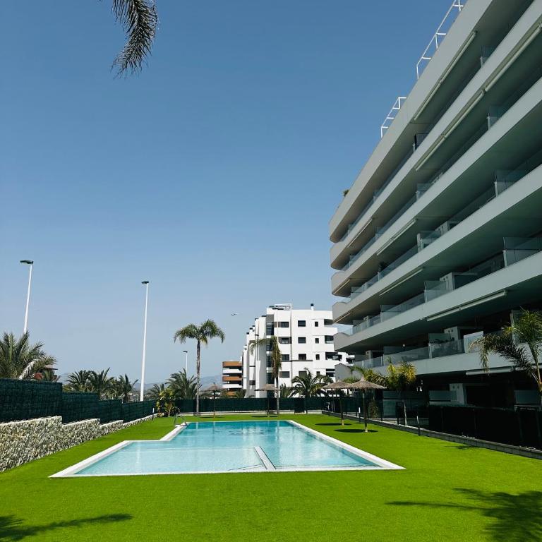 Modern Costa Blanca Apartment Pool, Gym & Terrace Close to the sea - Two-Bedroom Apartment - 1