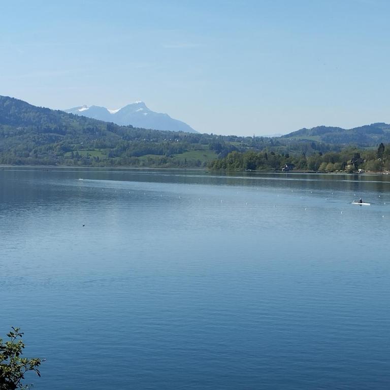 Charmant studio pour 2 personnes au Lac d'Aiguebelette - Appartement 1 Chambre - 13