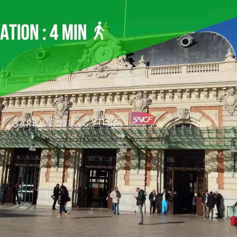 HYPER Centre - Balcon - Calme - Climatisation - Wifi - Tramway - Cuisine équipé - Appartement 1 Chambre - 12
