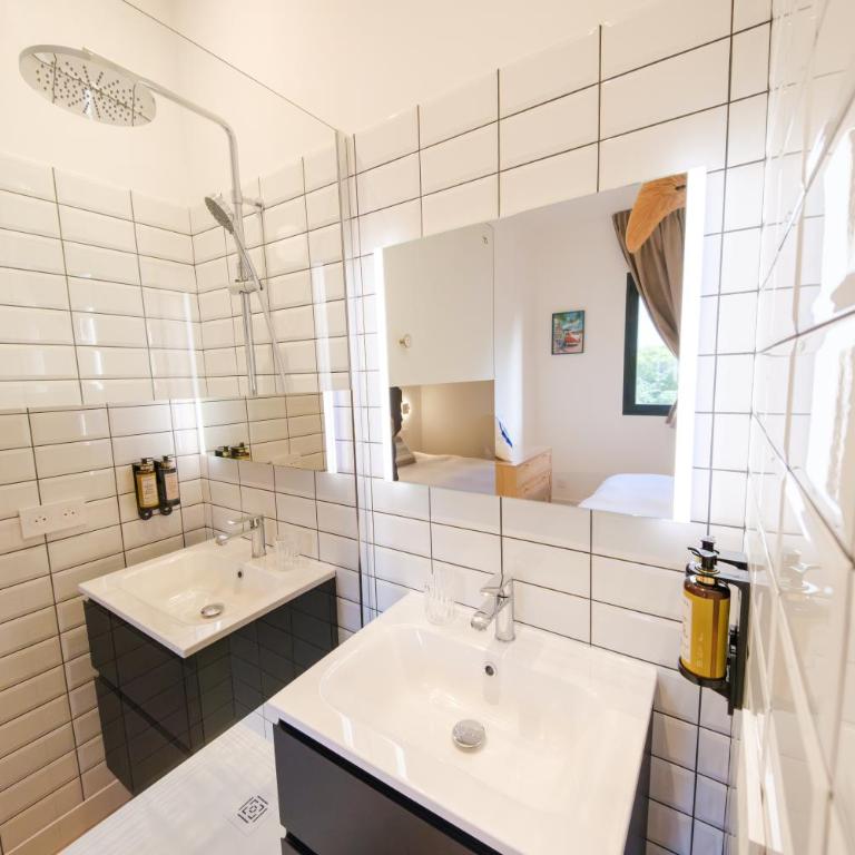 Les Suites du Parc - Elégance et lumière face au Parc Simone Veil appartement 2 chambres à 2 minutes des halles - Apartment mit 2 Schlafzimmern und Balkon - 16