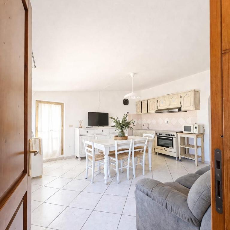 Le Arcada - Appartamenti diffusi nel cuore del centro storico di Orosei - Casa con 2 Camere da Letto - 9