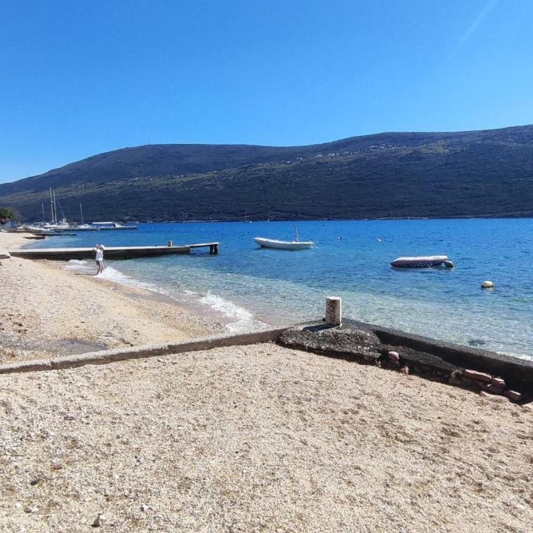 Apartments Skipper bay Kumbor - Two-Bedroom House - 1