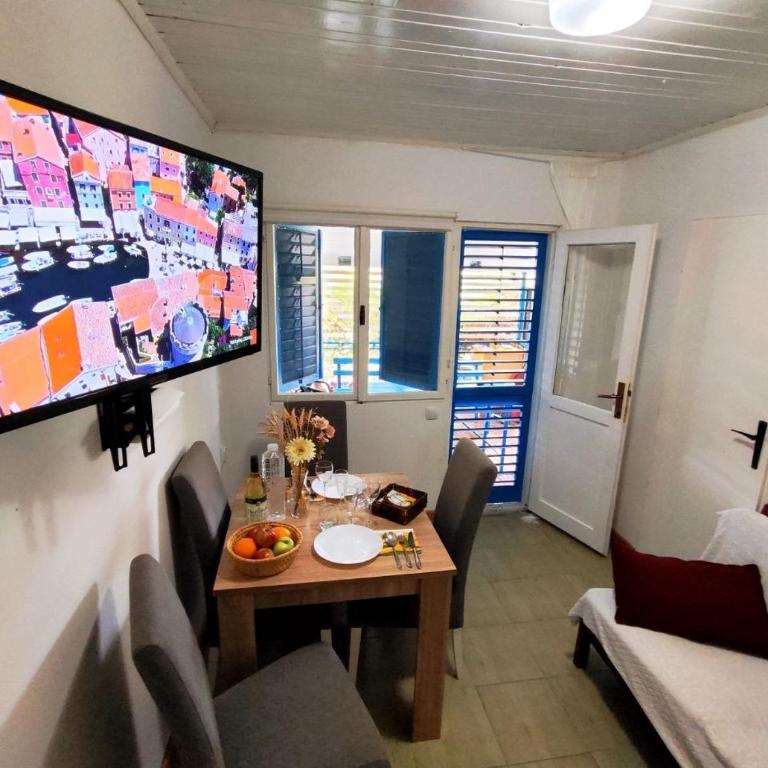 Apartments Skipper bay Kumbor - Two-Bedroom House - 5