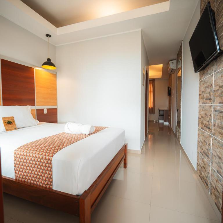 Hotel Nilas - Deluxe Twin Room - 1