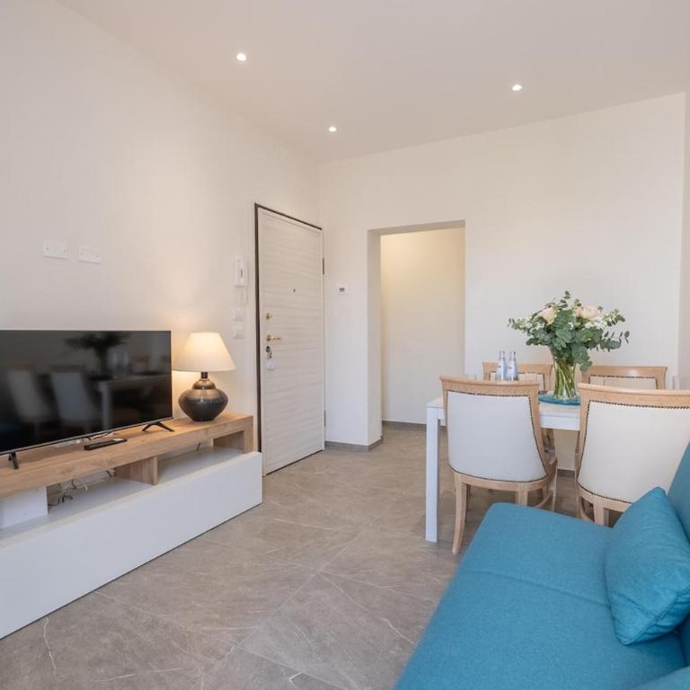 LORENZO APPARTAMENTO Borgo Giannotti - Two-Bedroom Apartment - 5