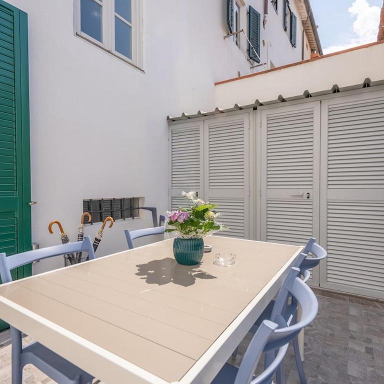 LORENZO APPARTAMENTO Borgo Giannotti - Two-Bedroom Apartment - 8