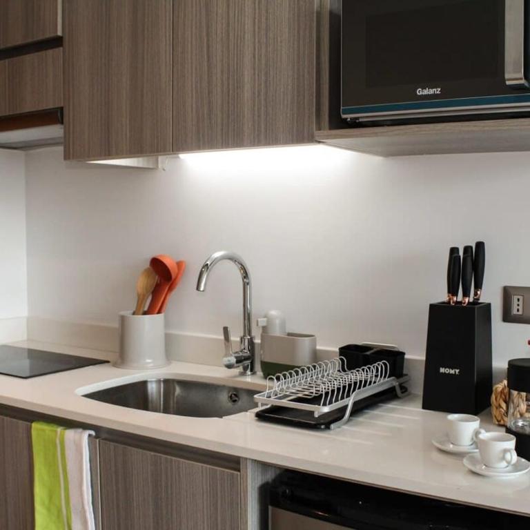 HOM I Studio frente al mall I Equipado I Wifi - Apartment - 17