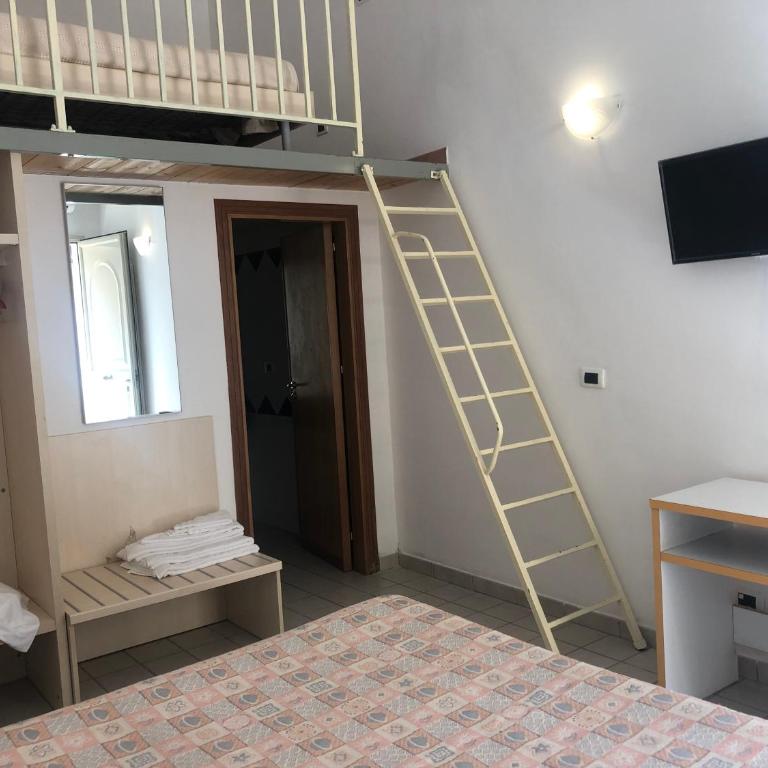Hotel Sirenetta - Habitación Individual Económica - 2