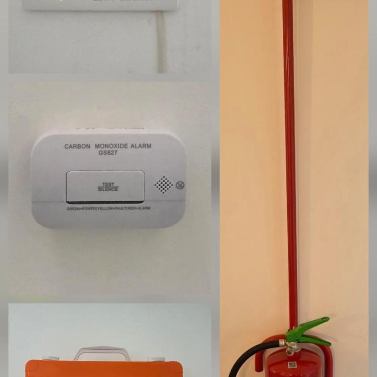 Casa Ventitreesimo Trieste - Appartamento con 4 Camere da Letto e Balcone - 55