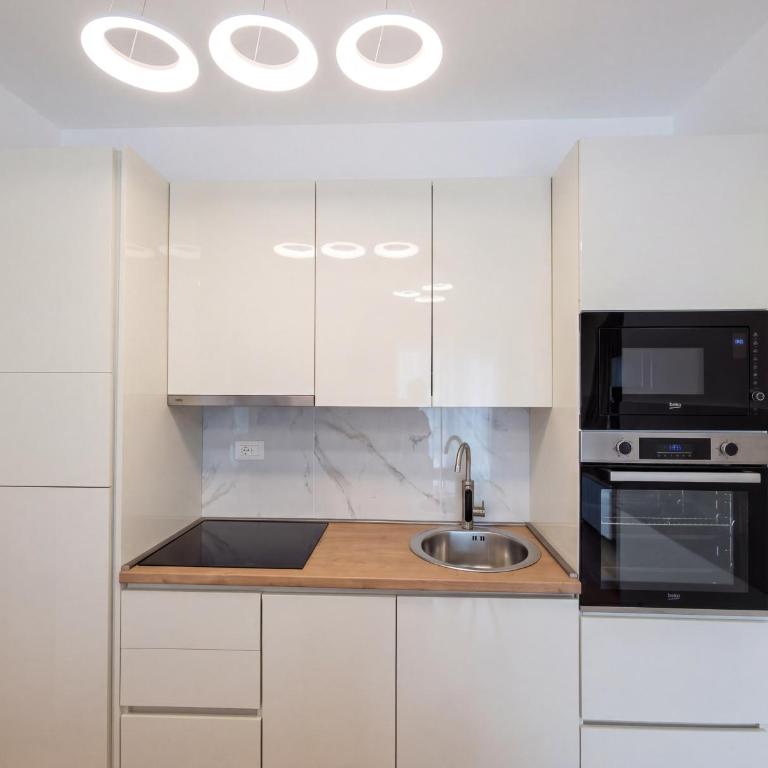 Twins Apartment - One-Bedroom Apartment - 4