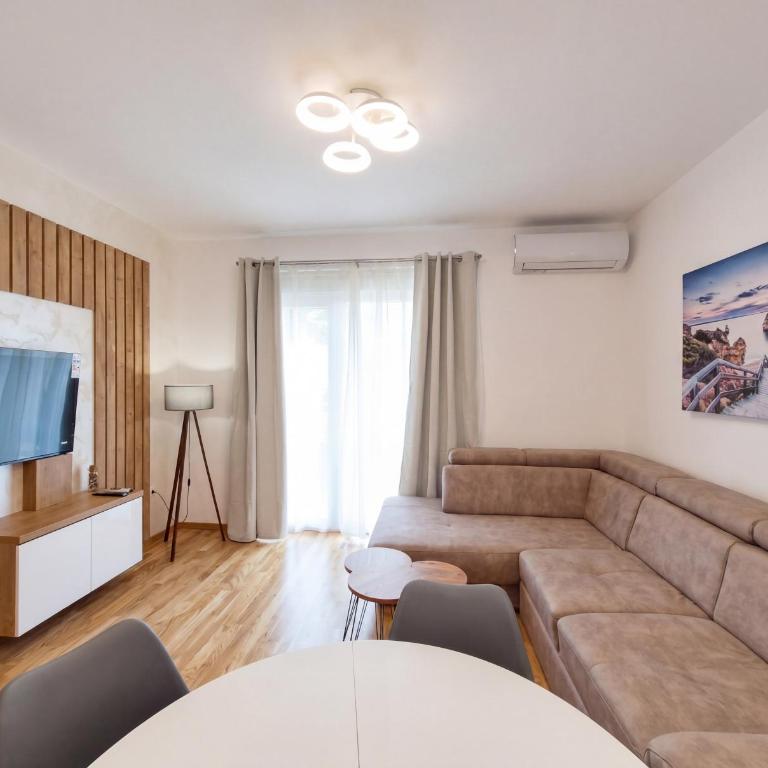 Twins Apartment - One-Bedroom Apartment - 7