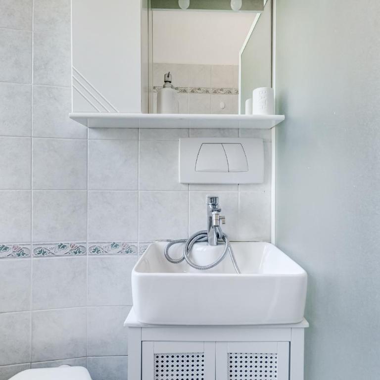 Joy House - Roma Vaticano - Three-Bedroom Vacation Home - 17