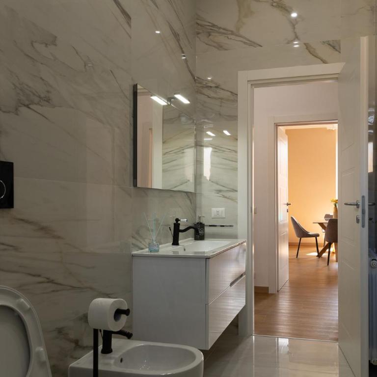 Casa vacanze al colonnato di San Pietro - Appartamento con 2 Camere da Letto - 4