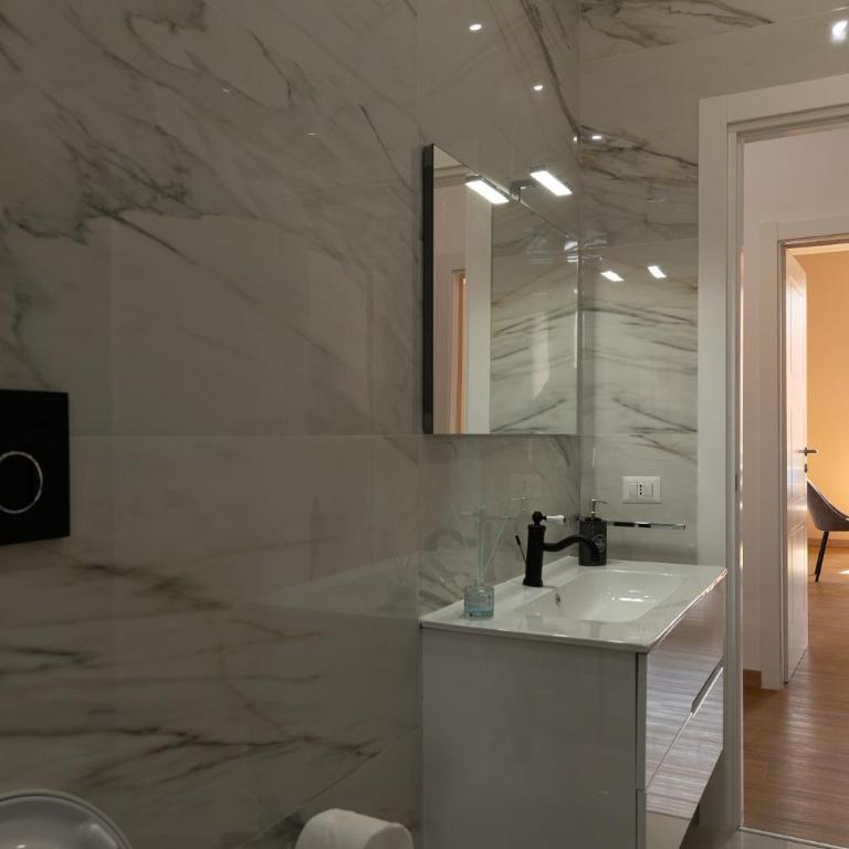 Casa vacanze al colonnato di San Pietro - Appartamento con 2 Camere da Letto - 10
