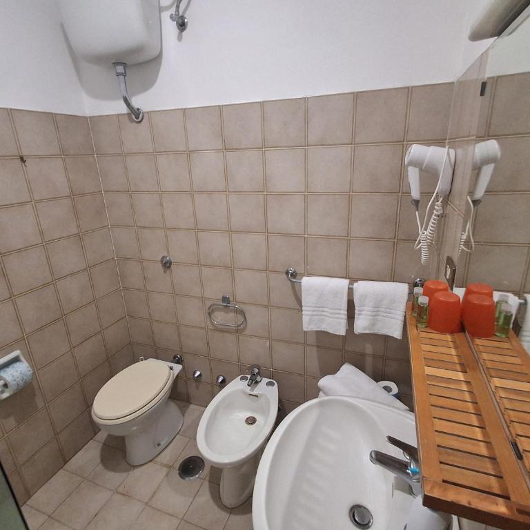 Hotel Dania - Budget Double Room - 3