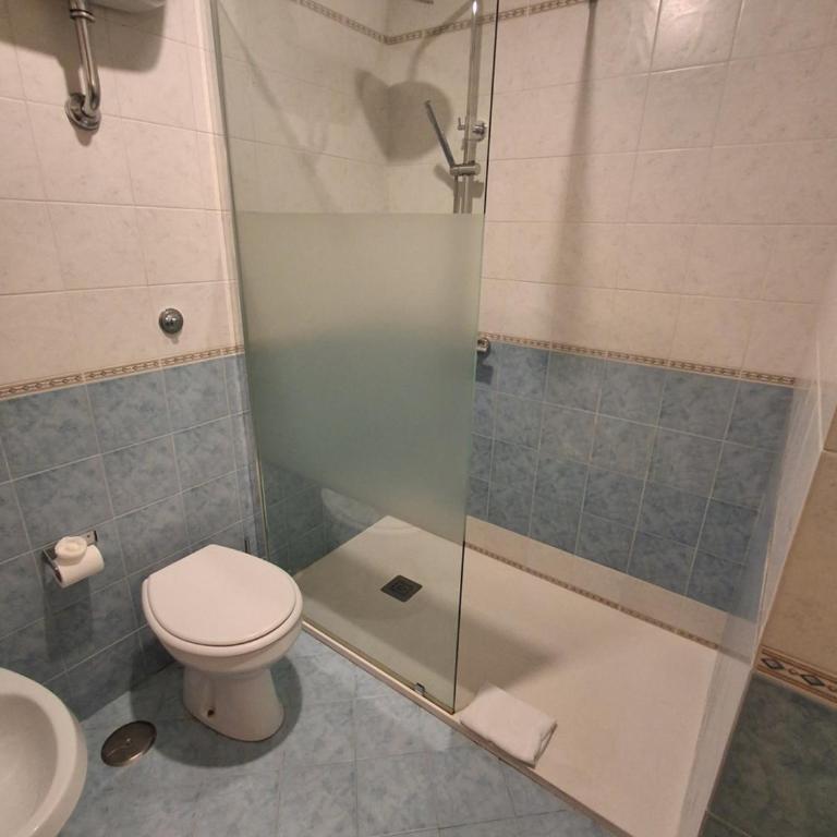 Hotel Dania - Triple Room with Balcony - 6