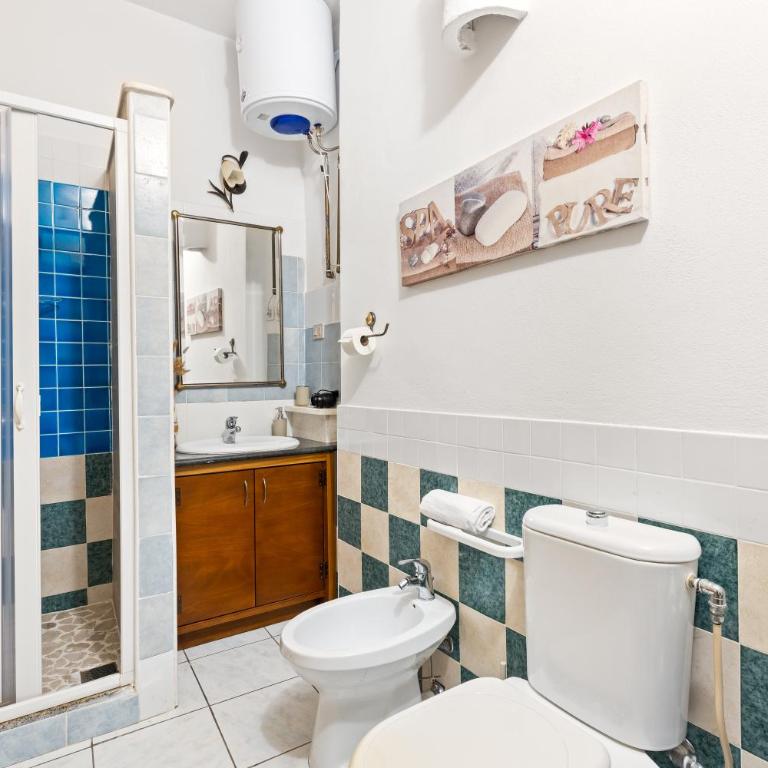 Bed and Breakfast Cala Luna - Camera Matrimoniale Economy - 9