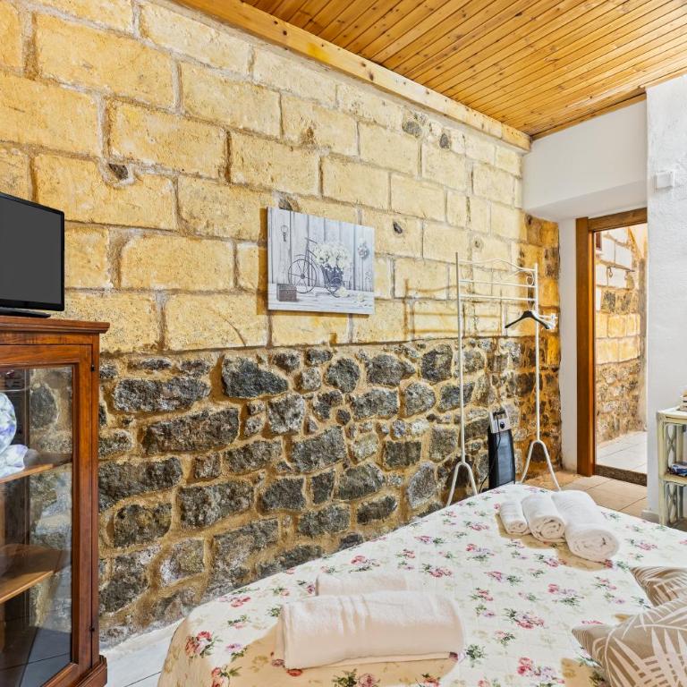 Bed and Breakfast Cala Luna - Camera Matrimoniale Economy - 4