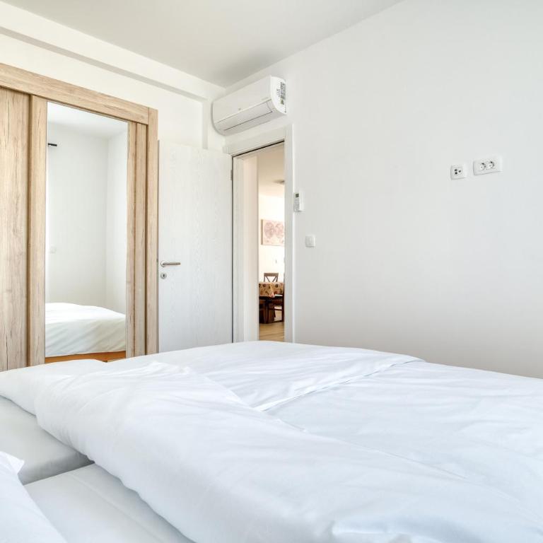 Sunny apartment - Apartman sa 2 Spavaće Sobe - 27