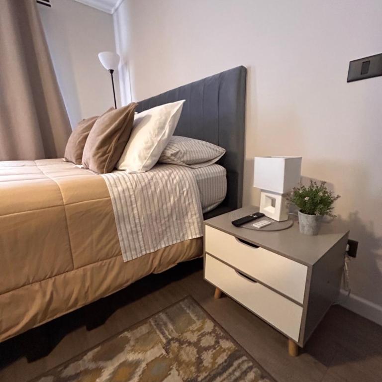 Estudio con Estilo Entre Barrio Brasil y La Moneda Metro Santa Ana - One-Bedroom Apartment - 6