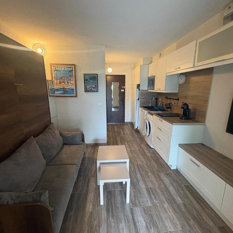 Studio jardin 4 pers piscine plage Le Lavandou - Apartamento Estudio - 6