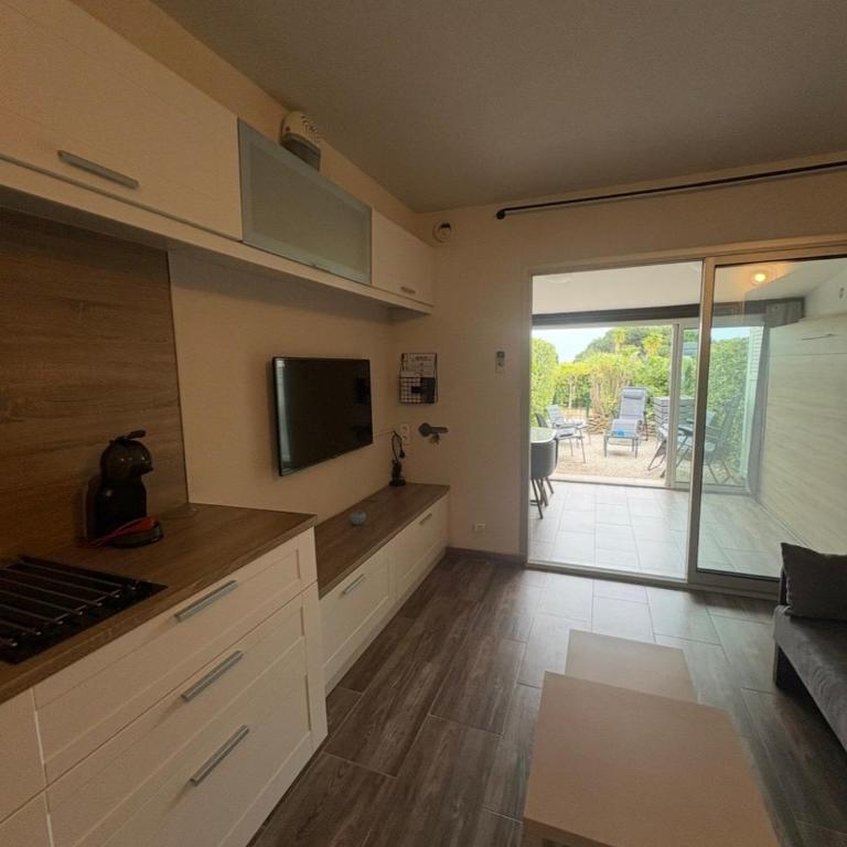 Studio jardin 4 pers piscine plage Le Lavandou - Apartamento Estudio - 7