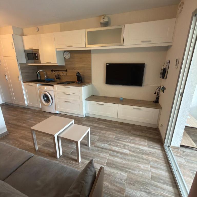 Studio jardin 4 pers piscine plage Le Lavandou - Apartamento Estudio - 8