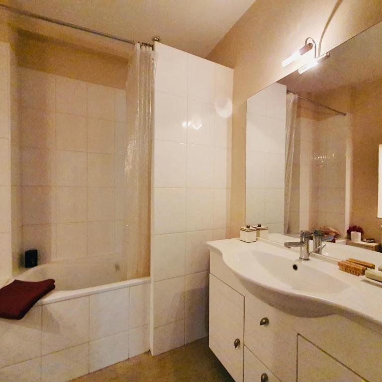 Studio spacieux, chic et calme, près du Bon Marché - Appartement 1 Chambre - 38