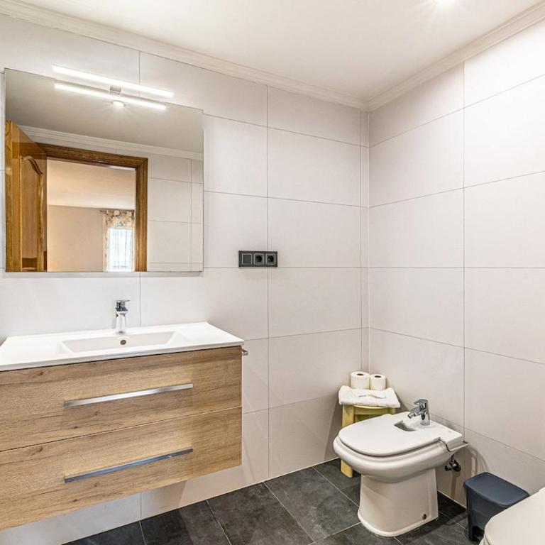 3 Hab. Primera Linea de Playa - Marbella centro - Apartment - 14