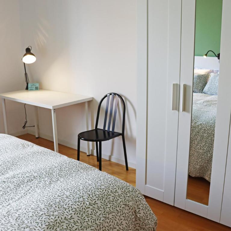 Bolo Apartment - 6 people, 2 bedrooms, near the train station - Apartamento de 2 dormitorios - 24