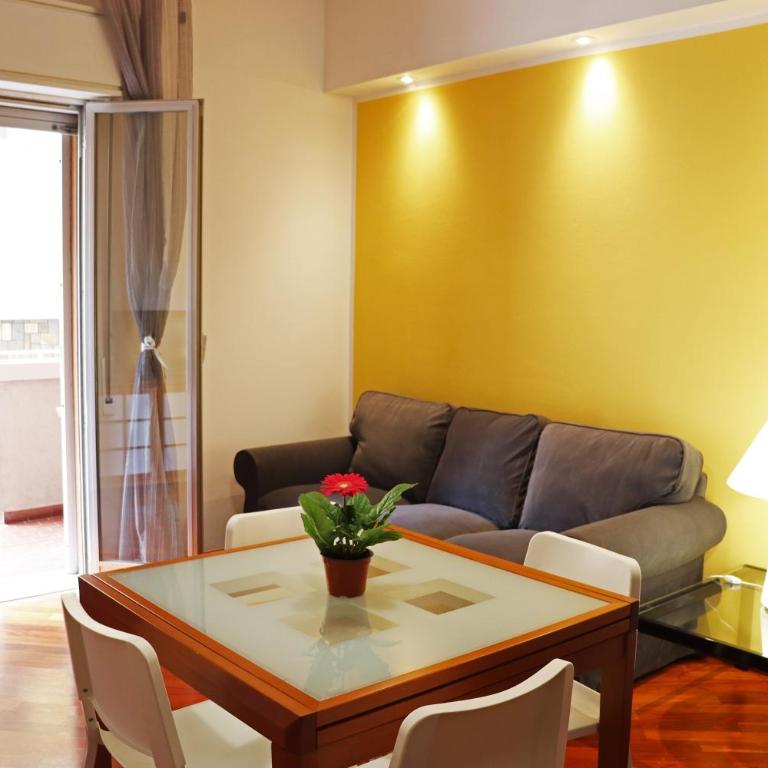 Bolo Apartment - 6 people, 2 bedrooms, near the train station - Apartamento de 2 dormitorios - 1