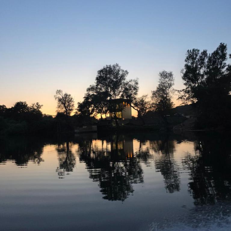 Hoota Cottage Bojana River - Two-Bedroom Chalet - 3