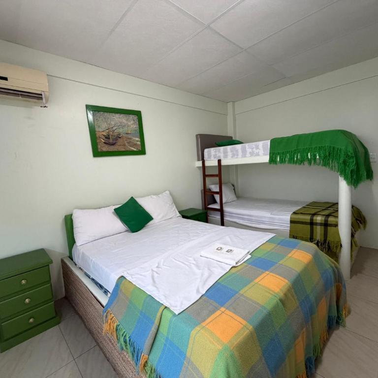 Alojamiento Ruta Spondylus - Family Room - 26
