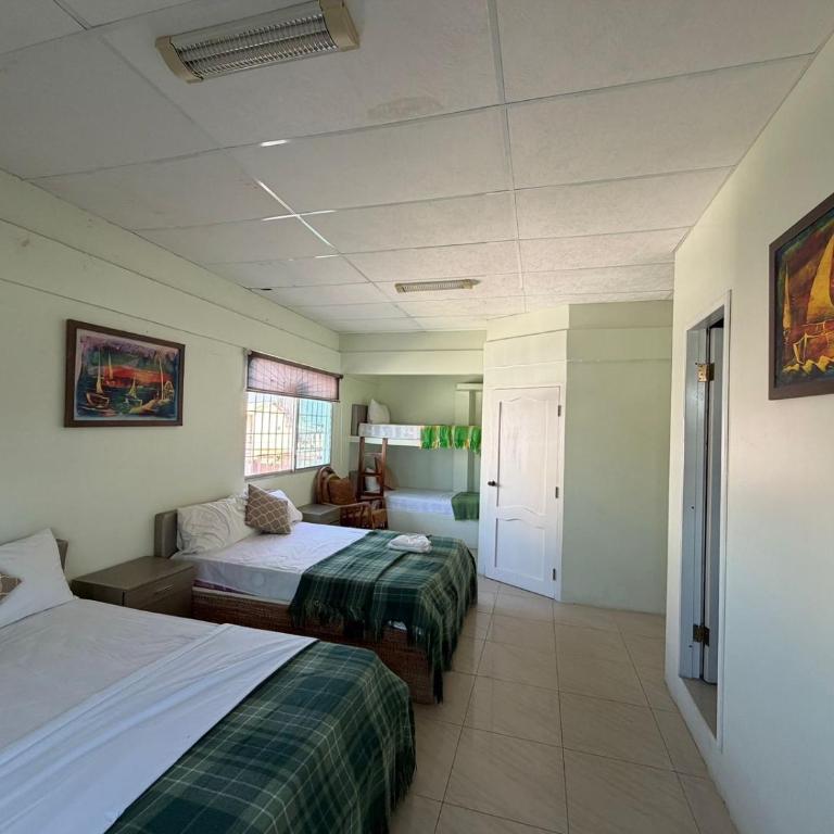 Alojamiento Ruta Spondylus - Family Room - 27