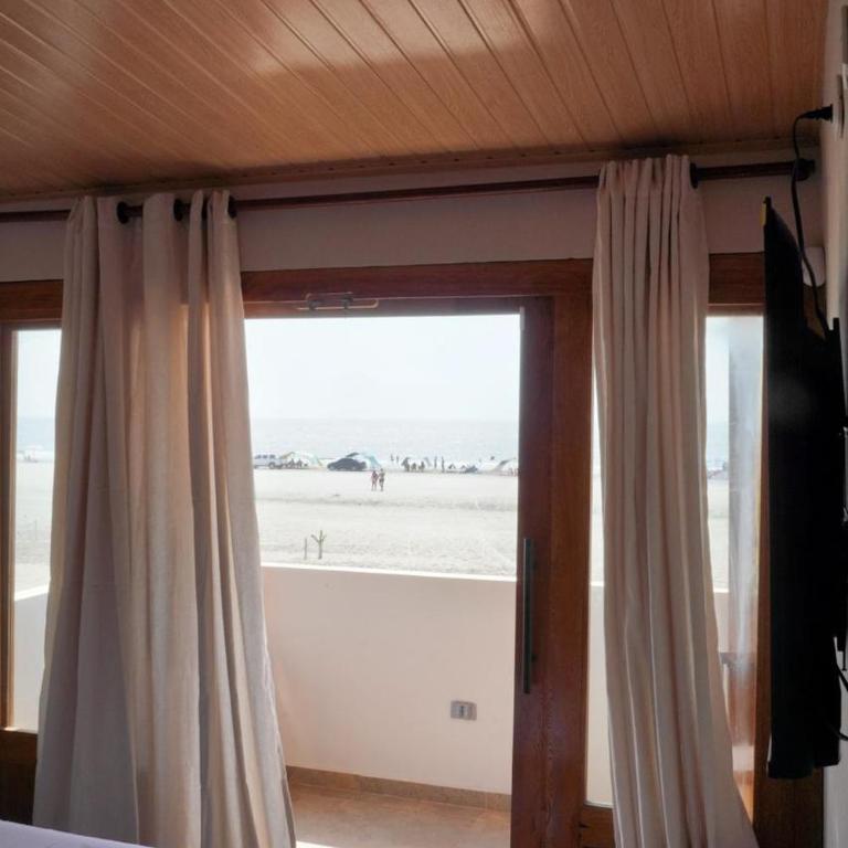 Casa Caribe Beach House - Five-Bedroom House - 17