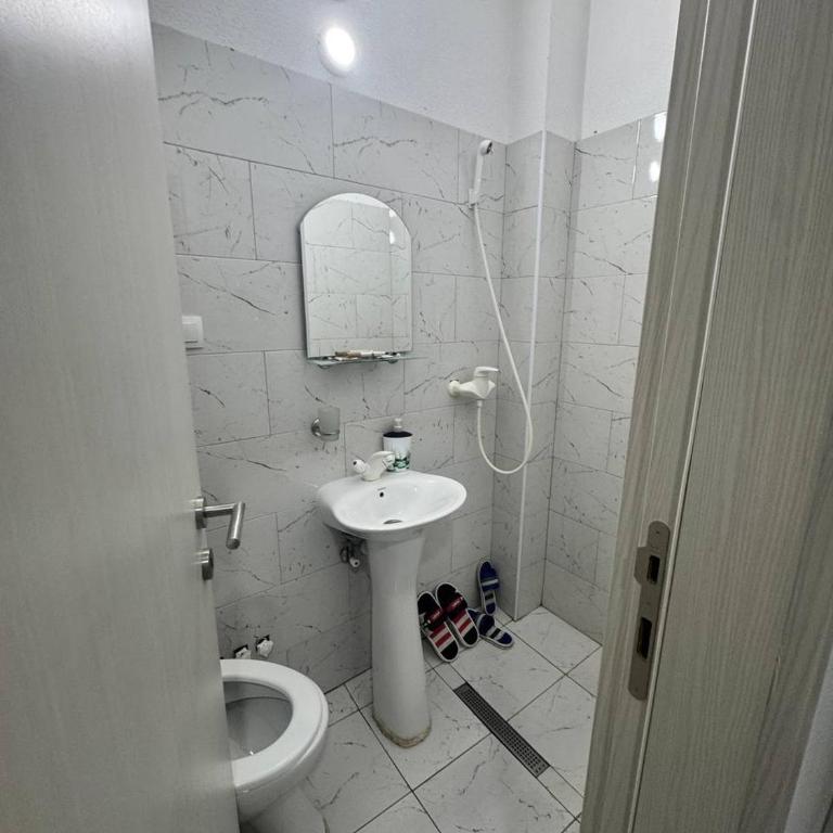 Vila Cirkovic - 200m od mermernog setalista - Dvokrevetna Soba sa Bračnim Krevetom - 2