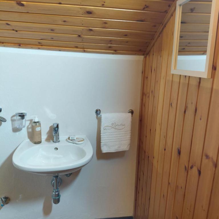 Casa AurAnto - Two-Bedroom Apartment - 11