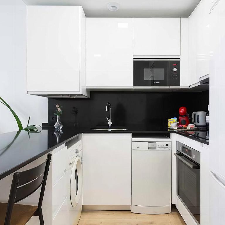 Cosmopolitan Loft Malaga Beach - Apartamento - 8