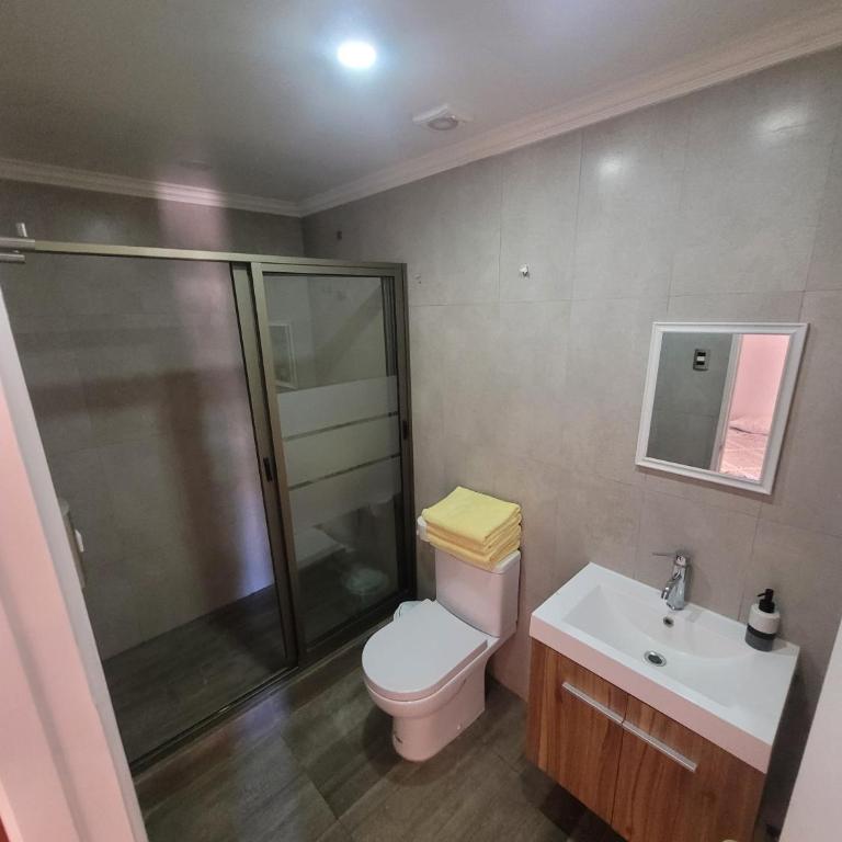 Hotel Traslaviña - Habitación Triple con baño privado - 8